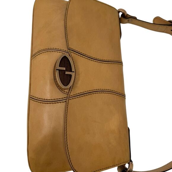 Gucci Vintage Camel Leather Shoulder Bag – Rare GG Logo, 2000s Minimalist Icon - Picture 5 of 14